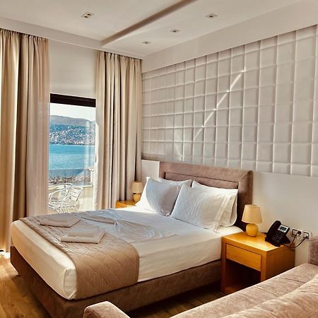 Hotel Sole Sarande Bagian luar foto