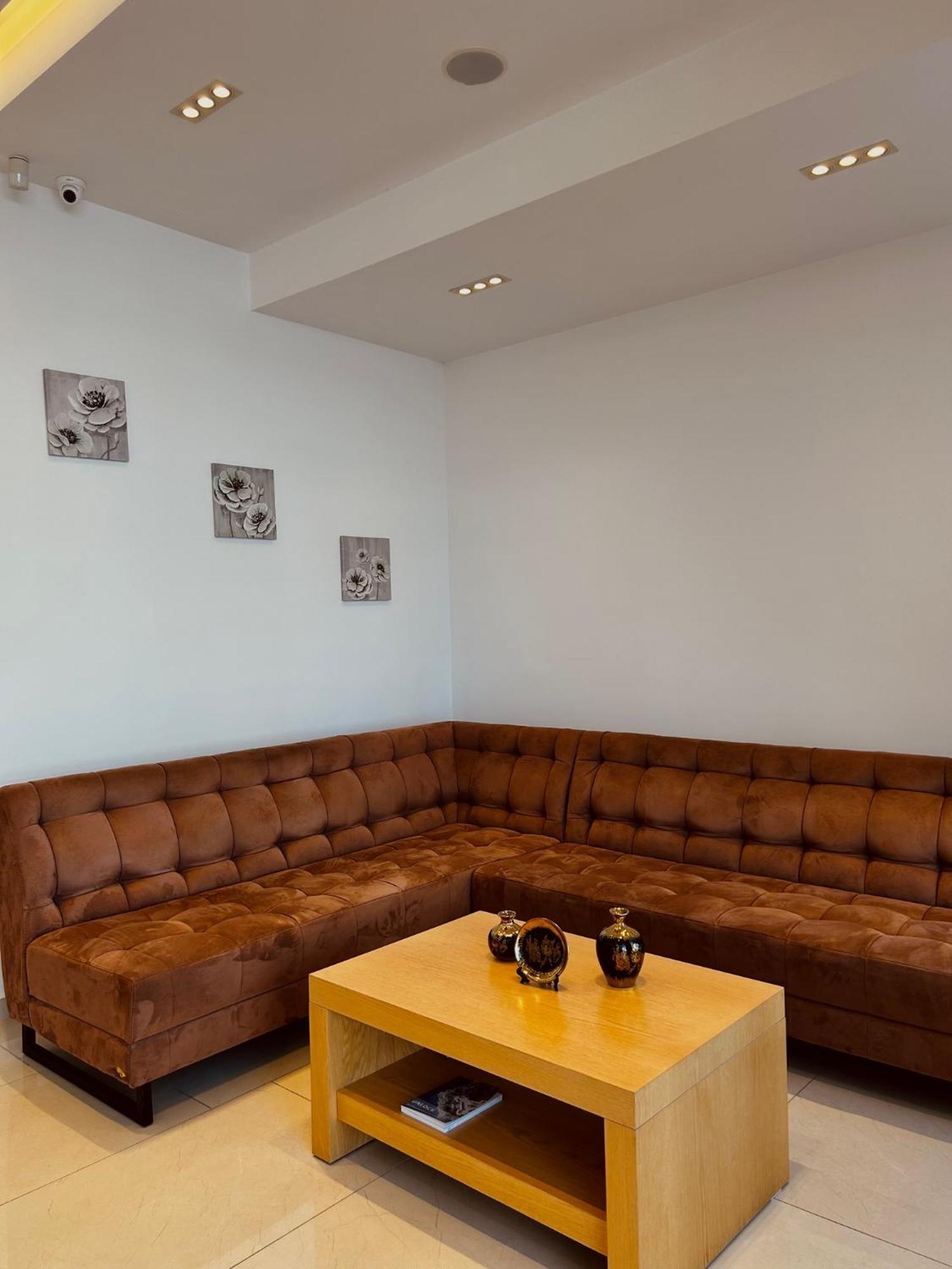 Hotel Sole Sarande Bagian luar foto
