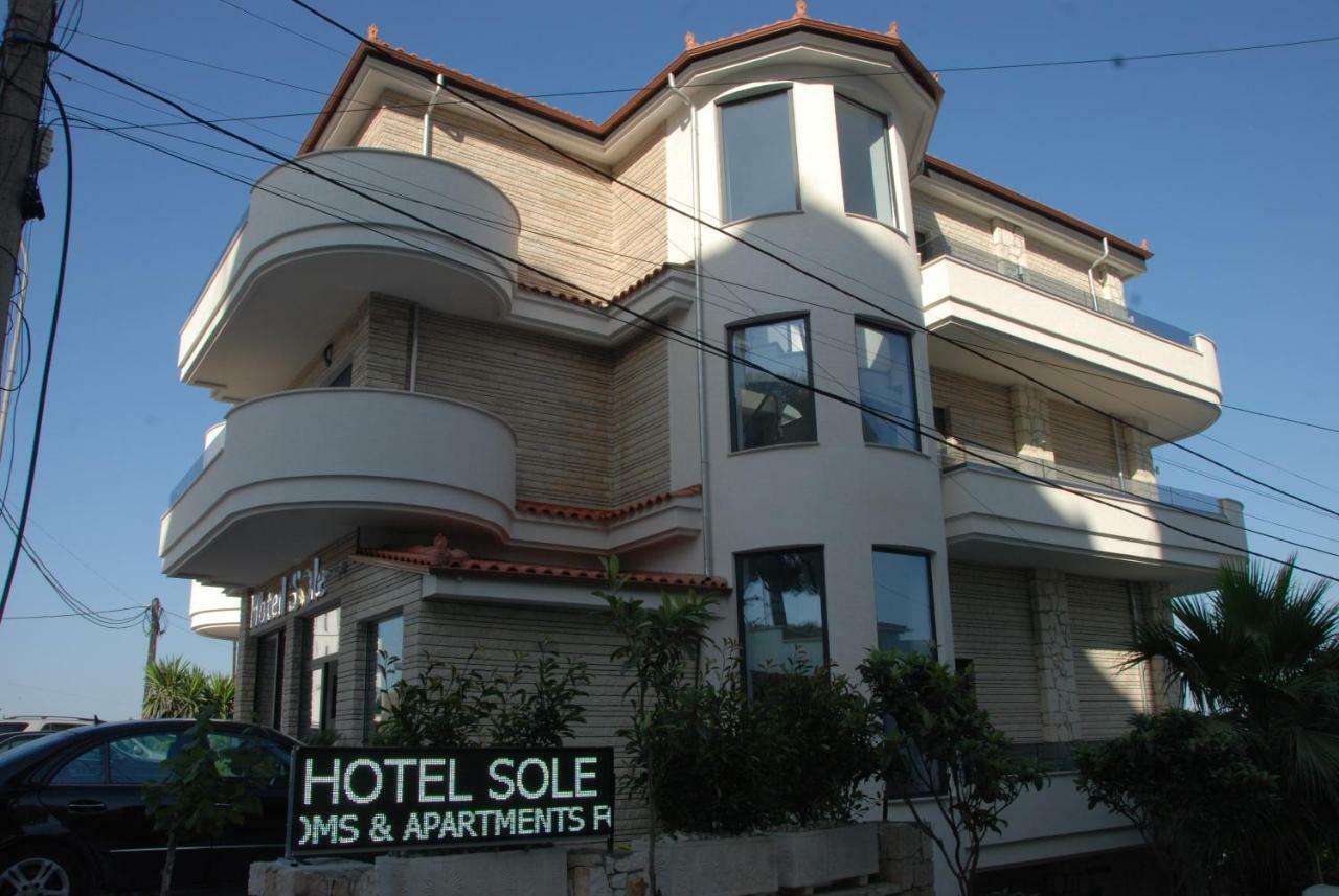 Hotel Sole Sarande Bagian luar foto